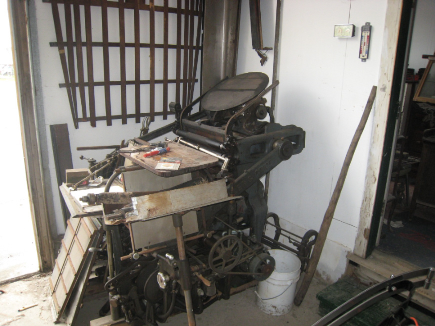 Craftsman Press Side View